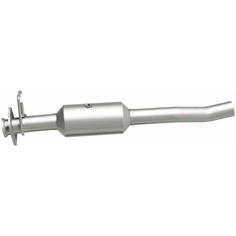 MagnaFlow 16-19 Ford F-650 V10 6.8L Underbody Direct Fit Catalytic Converter