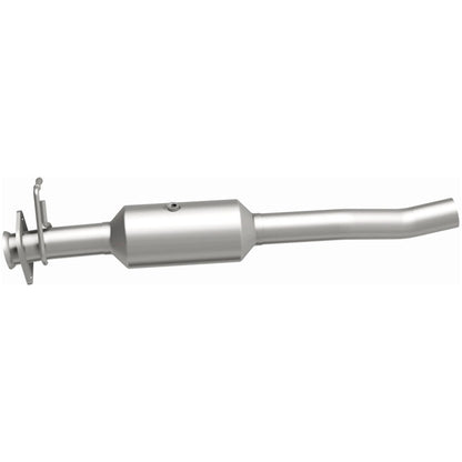 MagnaFlow 16-19 Ford F-650 V10 6.8L Underbody Direct Fit Catalytic Converter