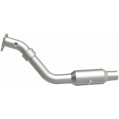 MagnaFlow Conv Direct Fit OEM 2004-2006 Chrysler Pacifica Underbody