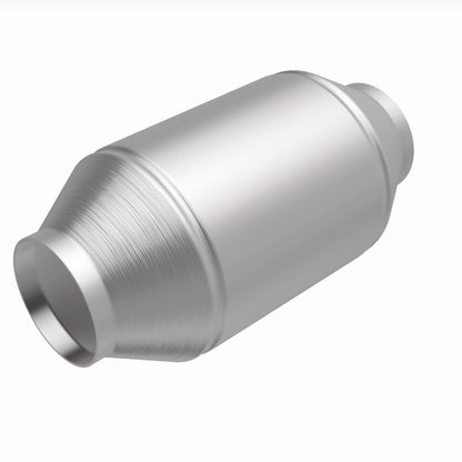 MagnaFlow Conv Universal 2.25 inch C/C CA Pre-OBDII