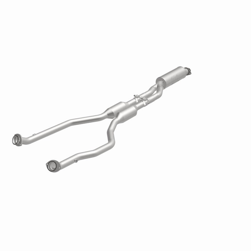 MagnaFlow 07-13 Lexus IS250 2.5L California Grade CARB Compliant Direct-Fit Catalytic Converter