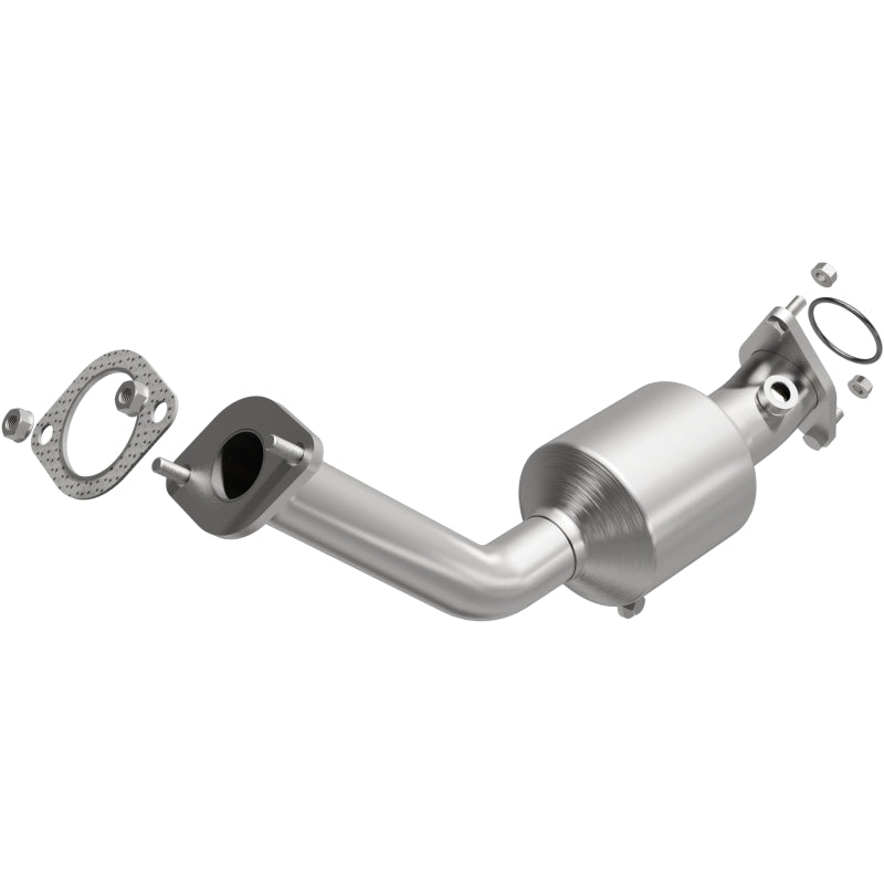 MagnaFlow 16-19 Infiniti Q50 3.0L Rear Left Underbody Direct-Fit Catalytic Converter