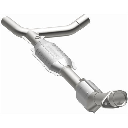 MagnaFlow Conv DF 01-03 Ford E150 4.2L Passenger Side