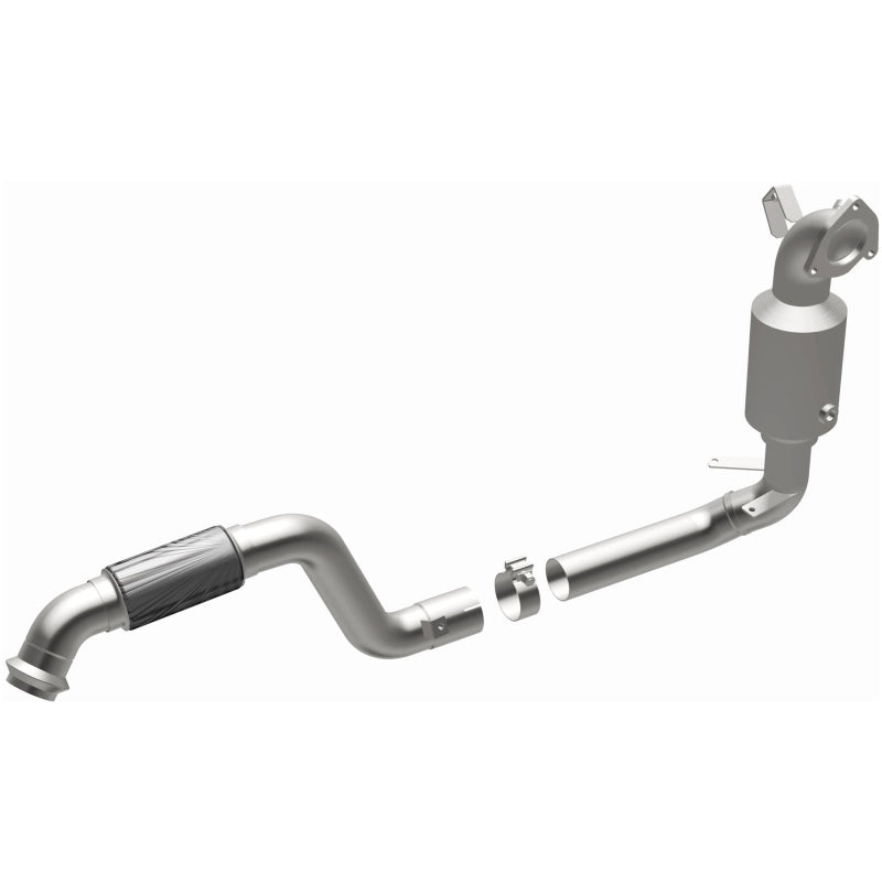Magnaflow Conv DF 2014-2017 CLA250 L4 2 OEM Underbody