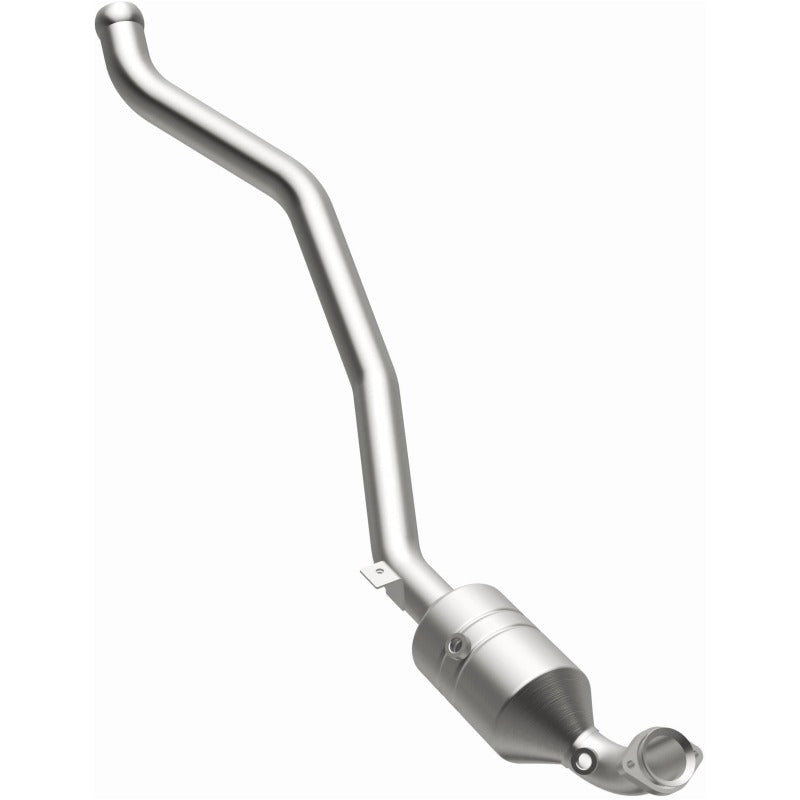 Magnaflow Conv DF 2006-2011 R350 3.5 L Underbody