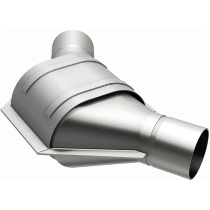 MagnaFlow Conv Universal 2.25 Angled In / Out OEM