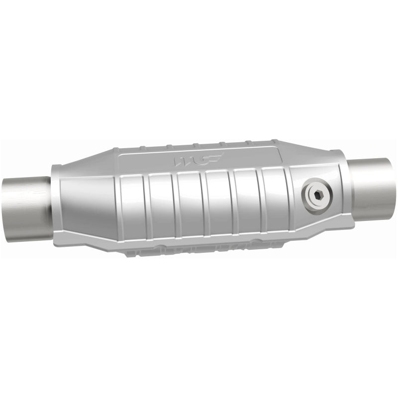 MagnaFlow Conv Univ 2.50inch w/ single O2