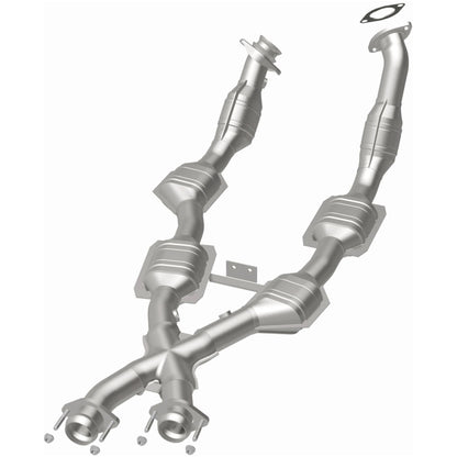 MagnaFlow CONV DF 96-98 Mustang GT 4.6L 50S