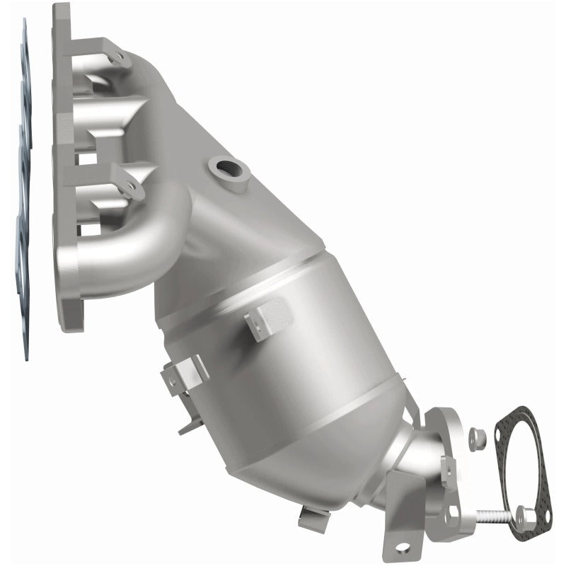 MagnaFlow Conv Direct Fit 20-21 Nissan Kicks 1.6L Single Manifold