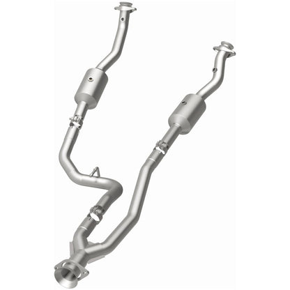 MagnaFlow 20-21 Ford Transit-150 Single Underbody V6 3.5L RWD Direct-Fit Catalytic Converter